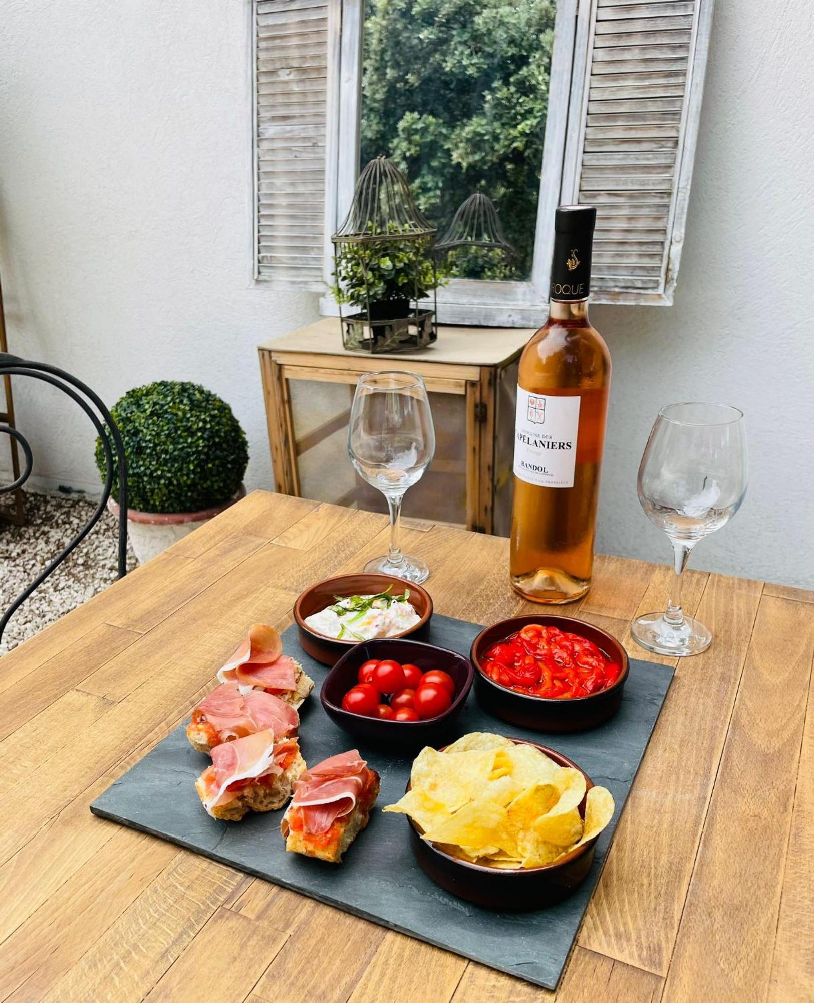 Au Temps Pour Vous Le Castellet (Var)